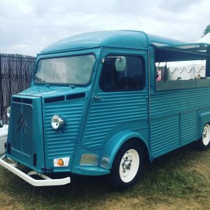 4 Reasons to hire our vintage street food trucks