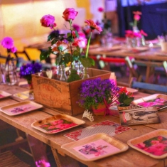 vintage-wedding-prop-furniture-hire